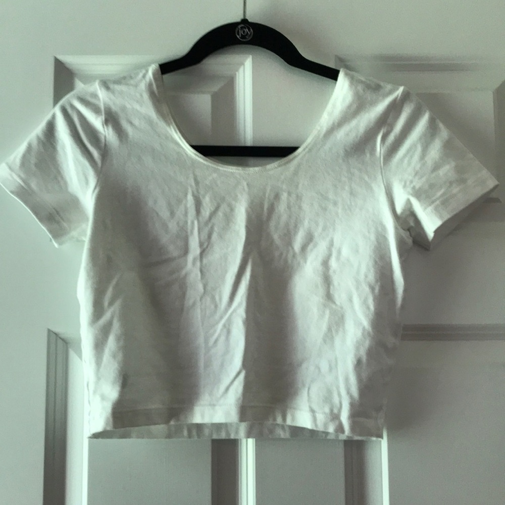 White T-shirt crop top